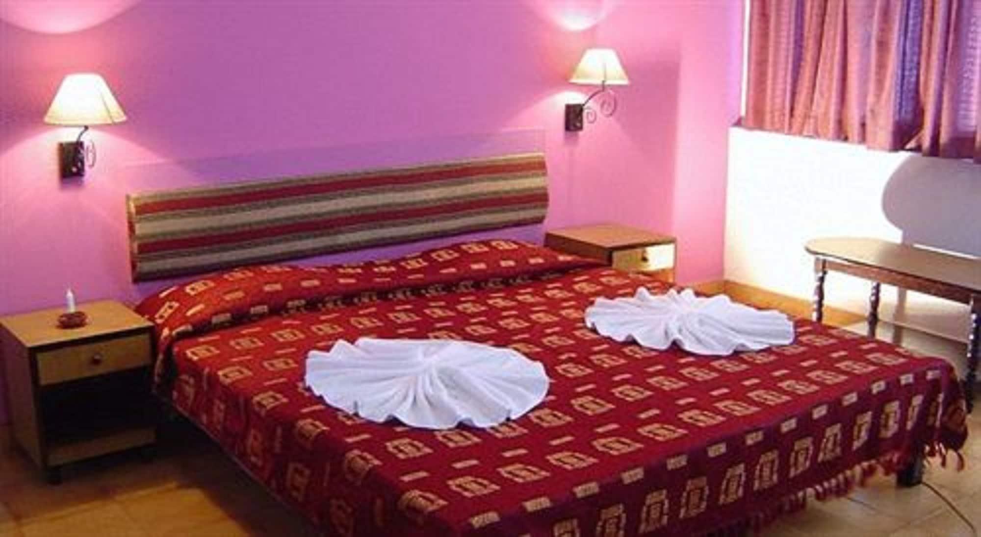 Alor Holiday Resort Calangute Exterior photo